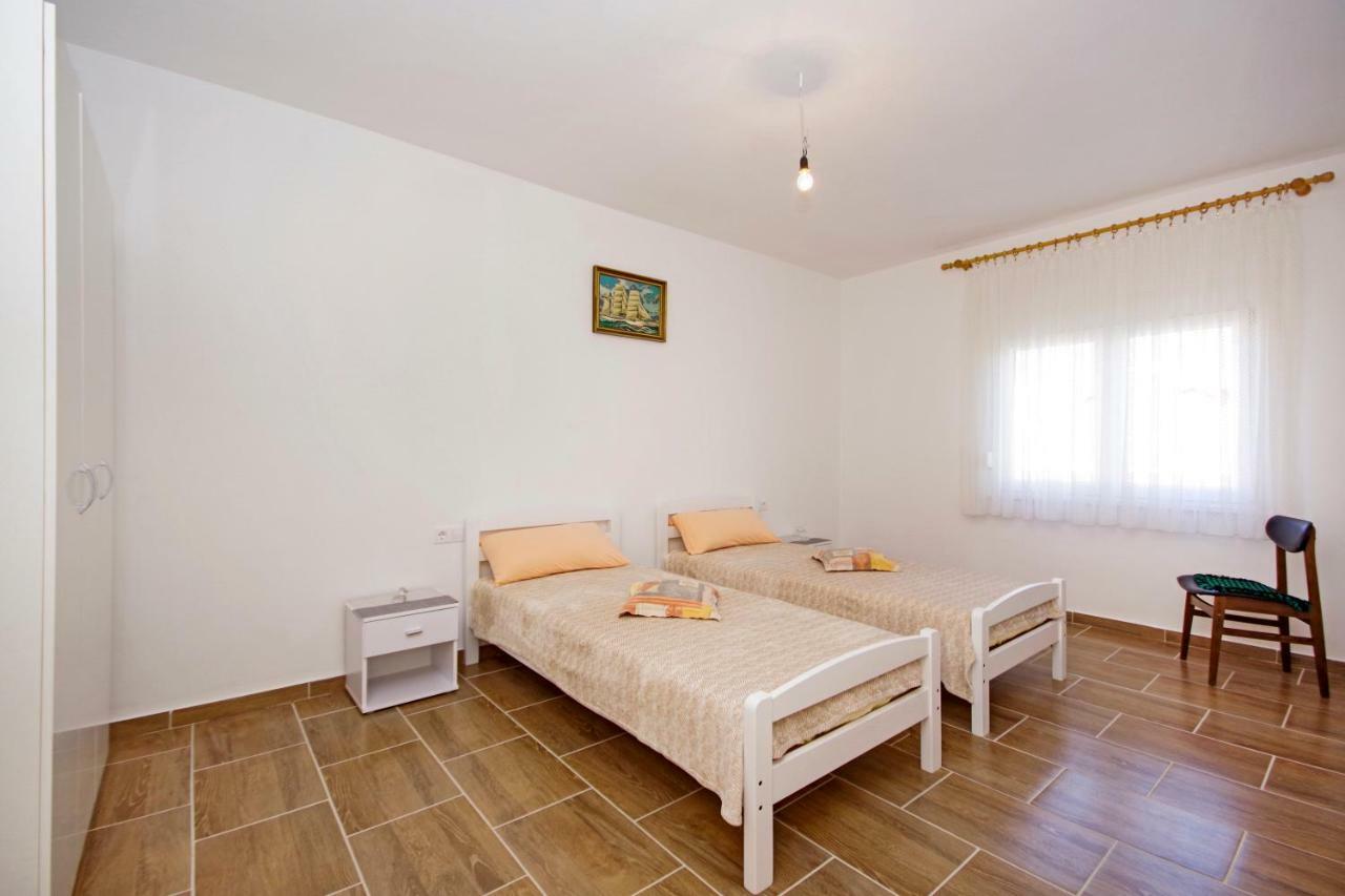 Josip Veliki Apartamento Kaštela Exterior foto